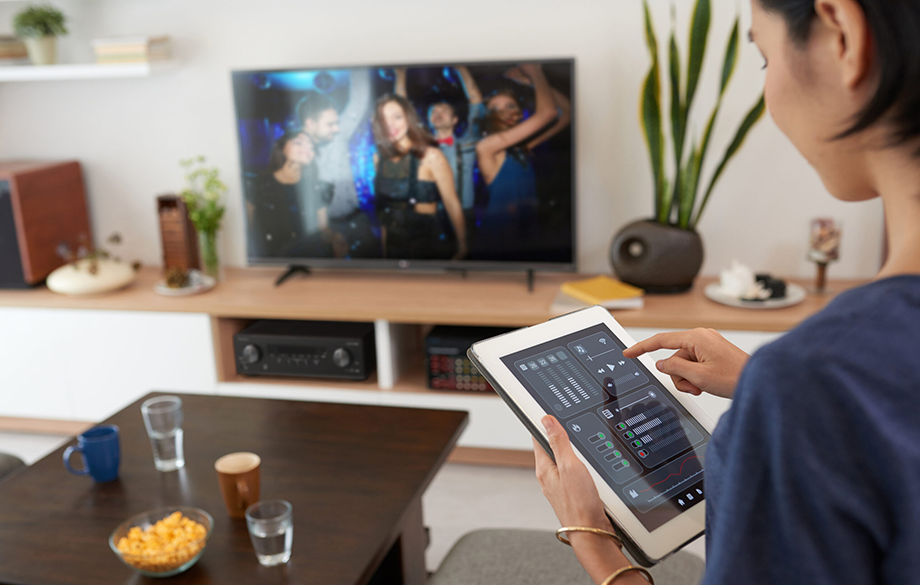 VSX 834 Party Music Controlled by Tablet 920x585